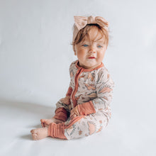Load image into Gallery viewer, Roarin&#39; Cutie
