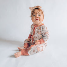 Load image into Gallery viewer, Roarin&#39; Cutie
