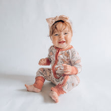 Load image into Gallery viewer, Roarin&#39; Cutie
